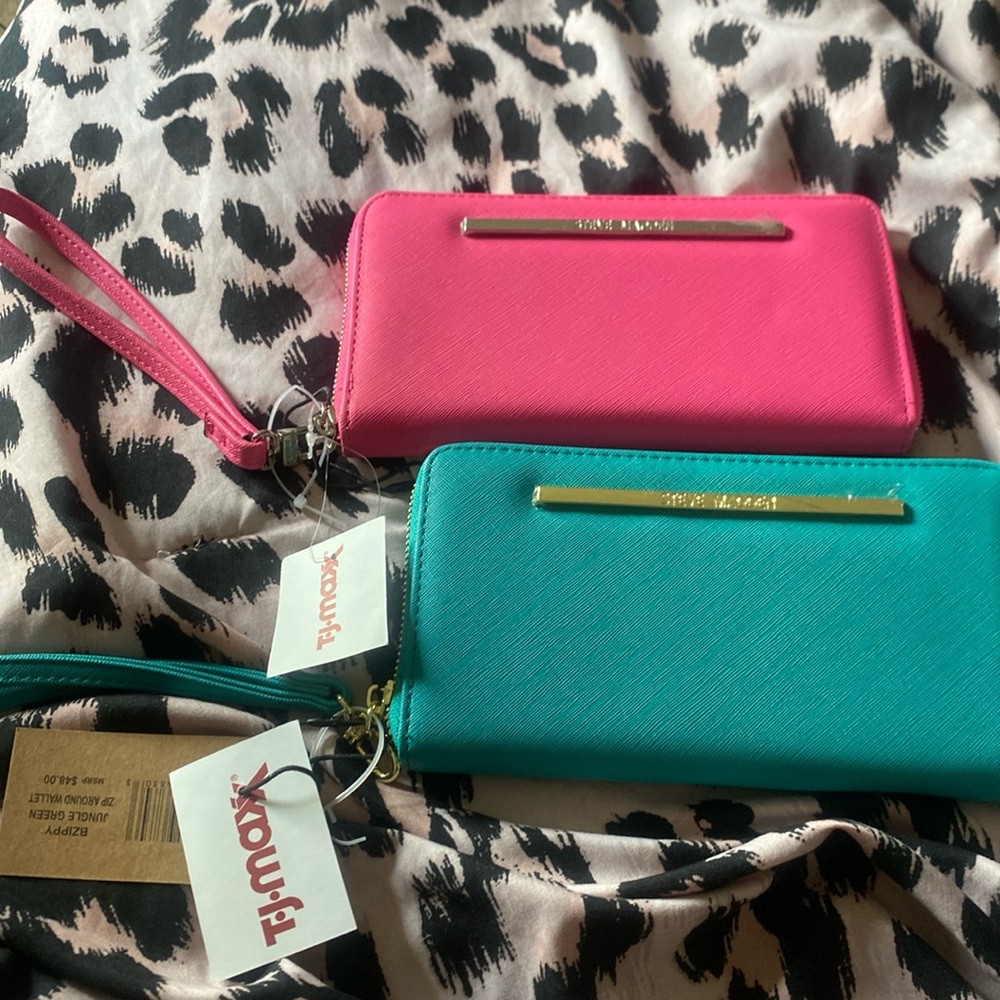 Steve Madden wallet